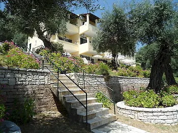Hotel Nissaki Bay