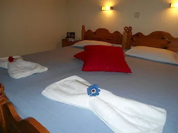 Nissaki Bay Katávolos